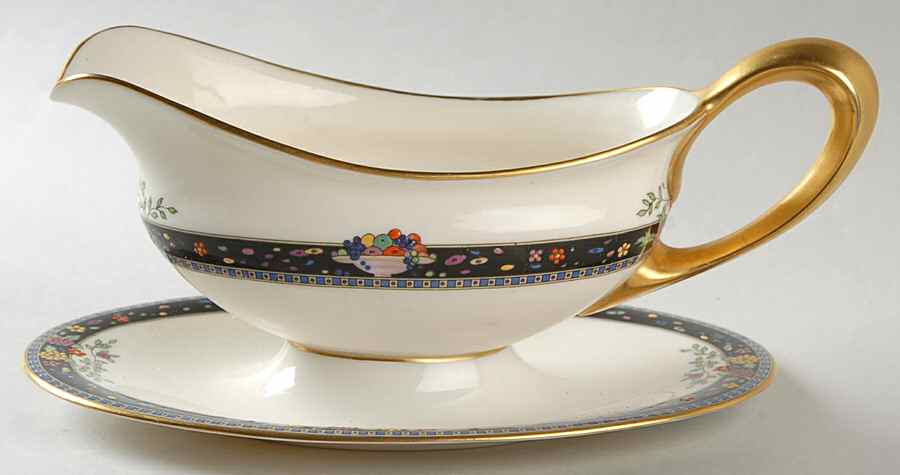 Coronado Gravy Boat with Attached Underplate by Lenox-1