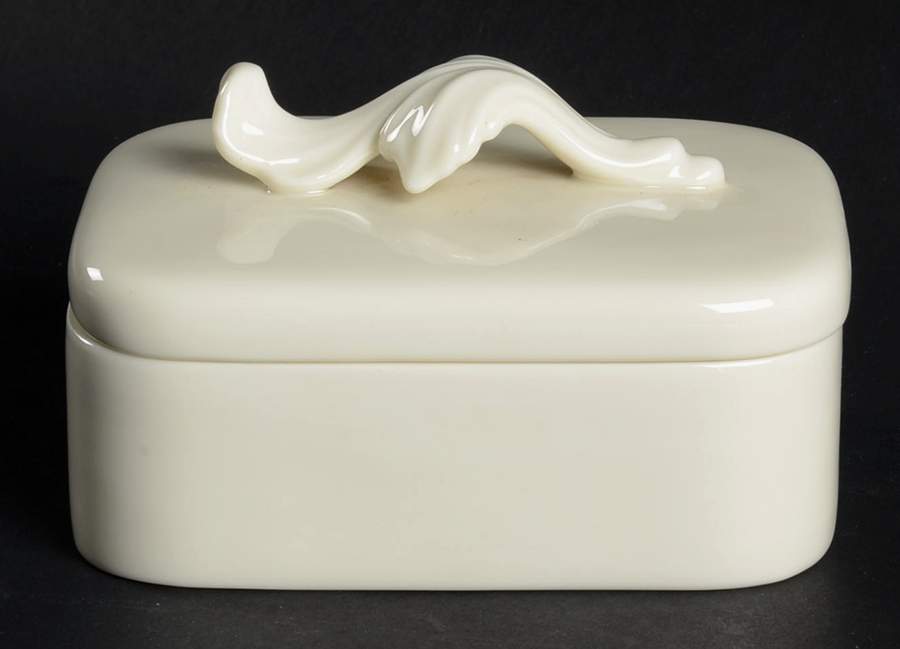 Coupe Off White Cigarette Box & Lid by Lenox-1