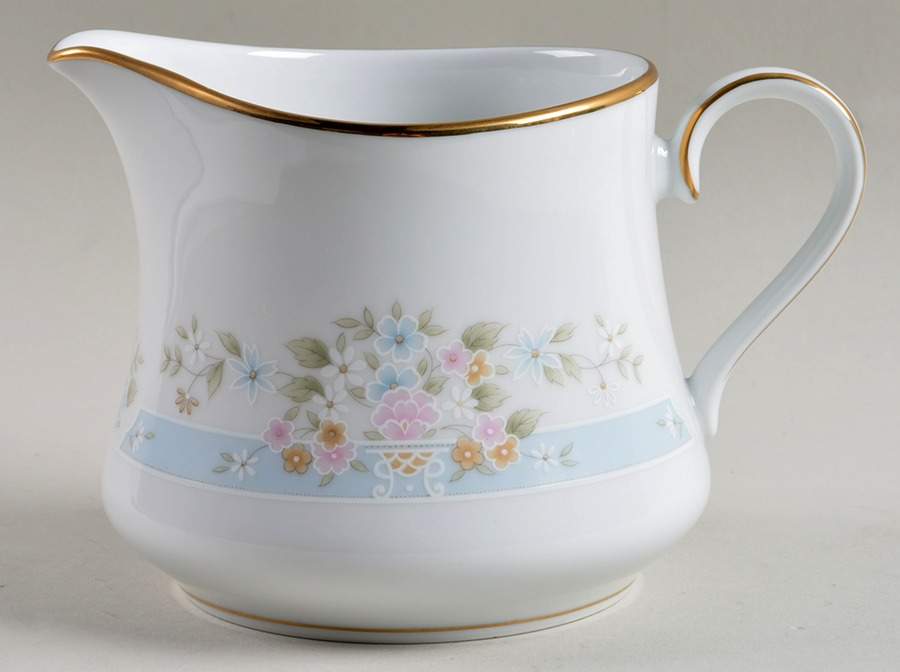 Daisy Basket Gravy Boat by Lenox-1