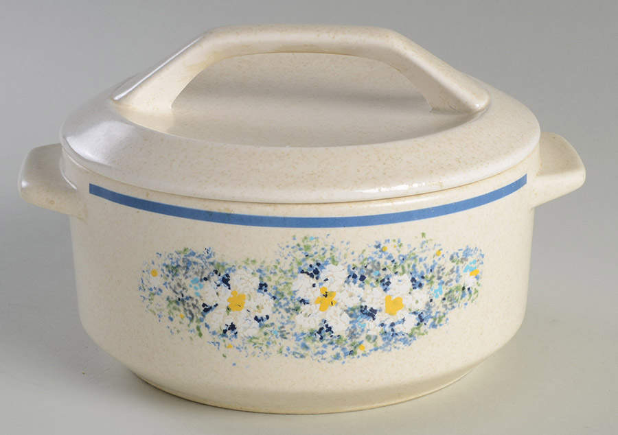 Dewdrops 1.25 Qt Round Covered Casserole by Lenox-1