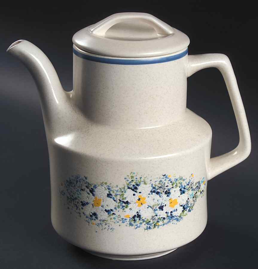 Dewdrops Coffee Pot & Lid by Lenox-1