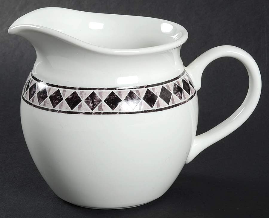 Diamond Ring Creamer by Lenox-1