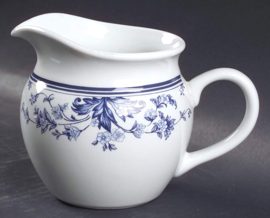 Dutch Lace Creamer by Lenox-1