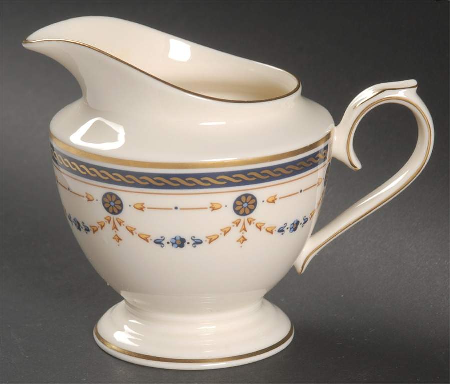 Eaton Knoll Creamer by Lenox-1