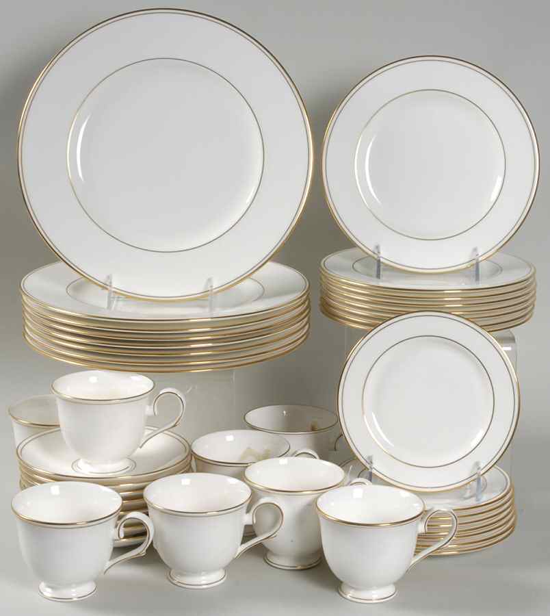 Federal Gold (Discontinued 2005) 40-Piece Set by Lenox-1