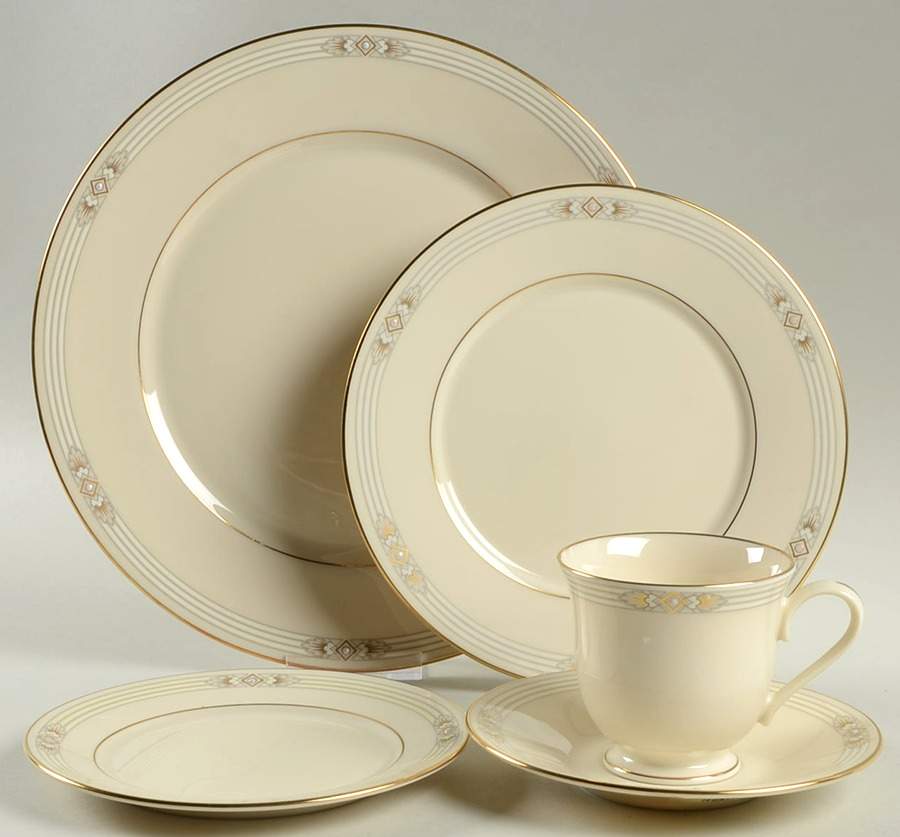 Firelight 5 Piece Place Setting by Lenox-1
