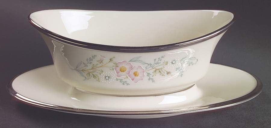 Flirtation Gravy Boat with Attached Underplate by Lenox-1