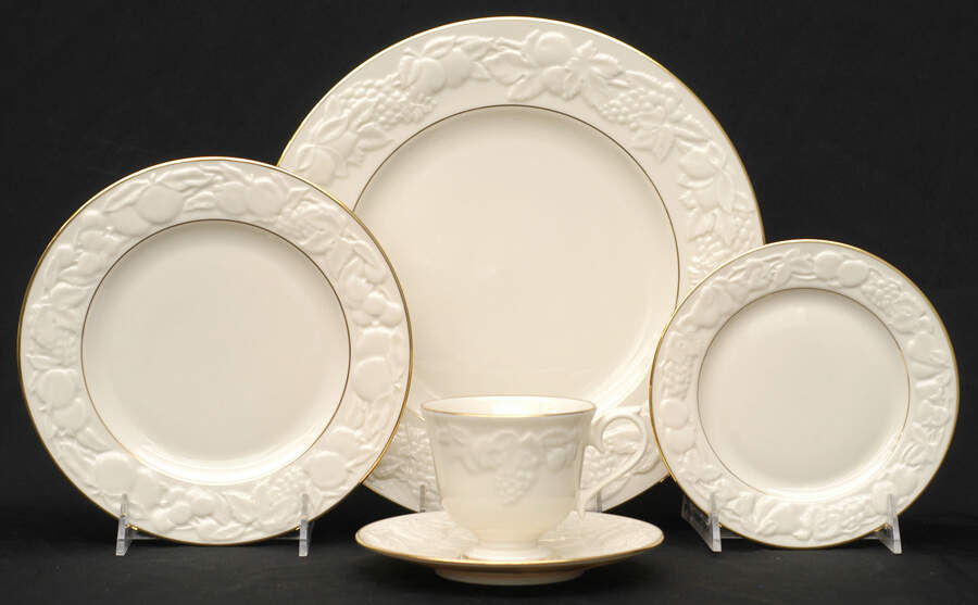 Fruits of Life 40 Piece Estate Set by Lenox-1