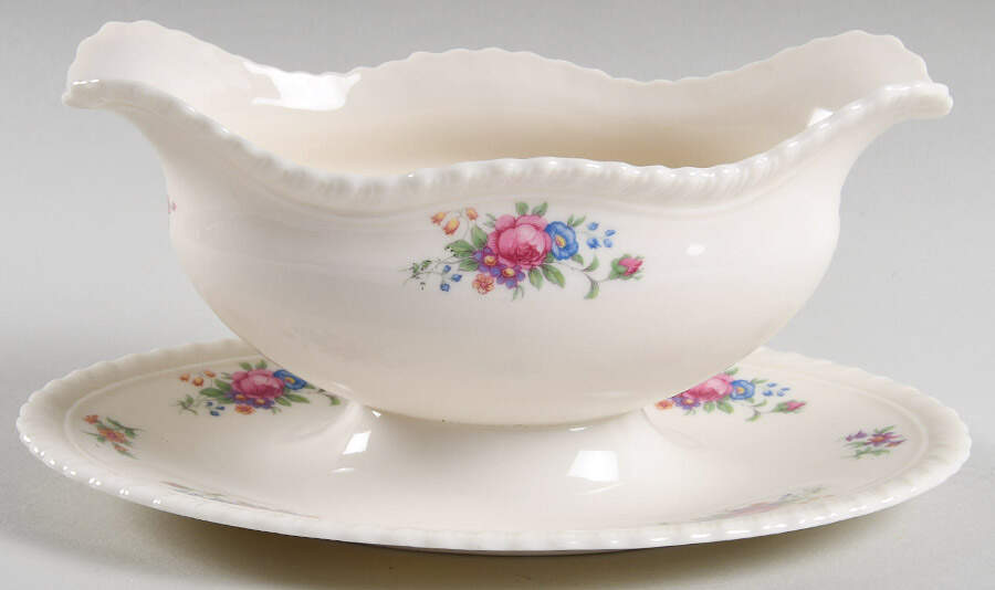 Gadroon Rose Gravy Boat with Attached Underplate by Lenox-1