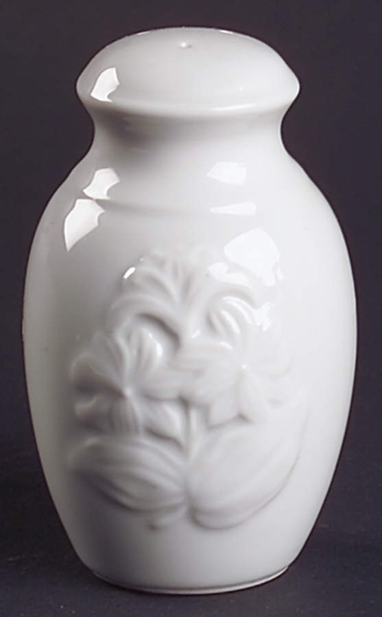 Garden Vines Pepper Shaker by Lenox-1