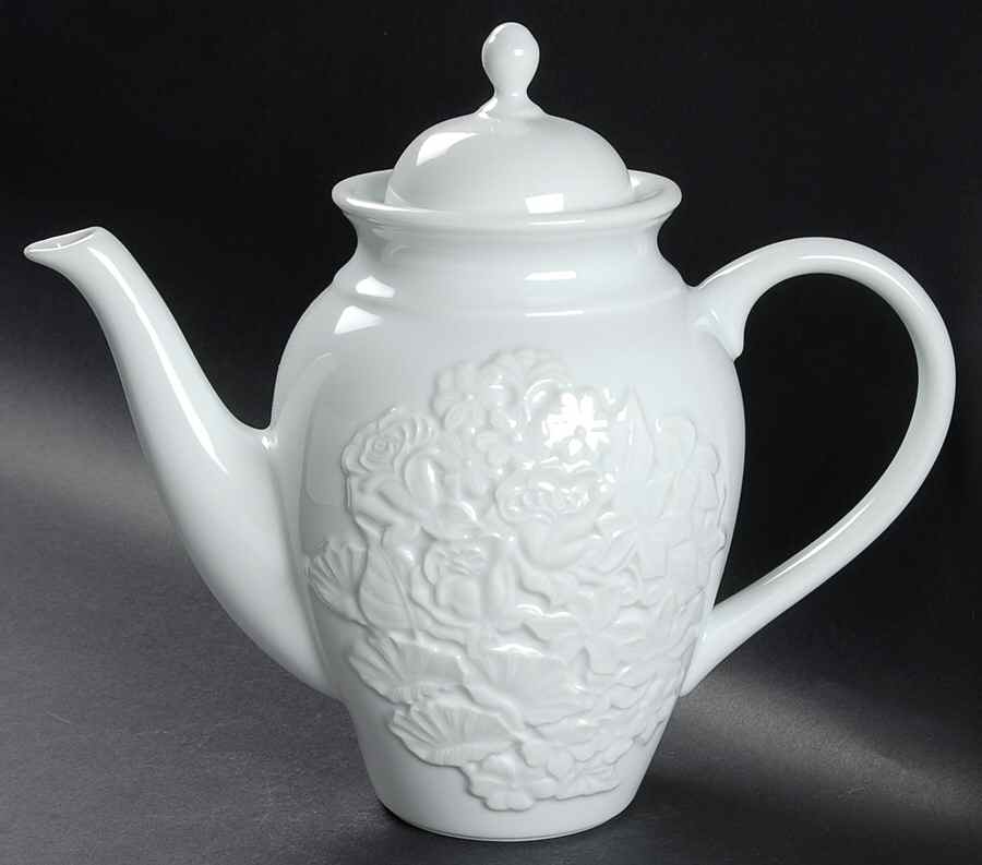 Garden Vines Coffee Pot & Lid by Lenox-1