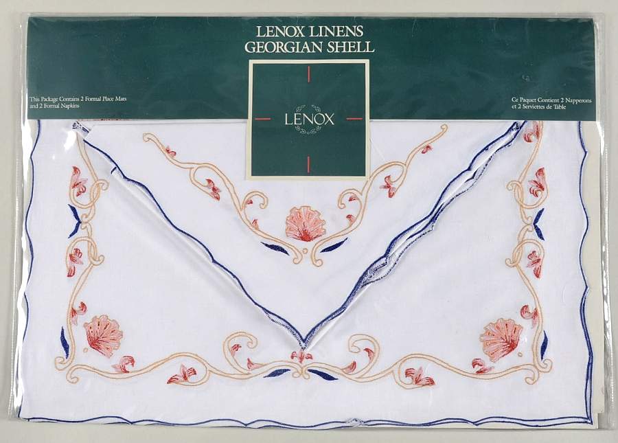 Georgian Shell (Set of 2) Linen Placemat and Napkin Set by Lenox-1
