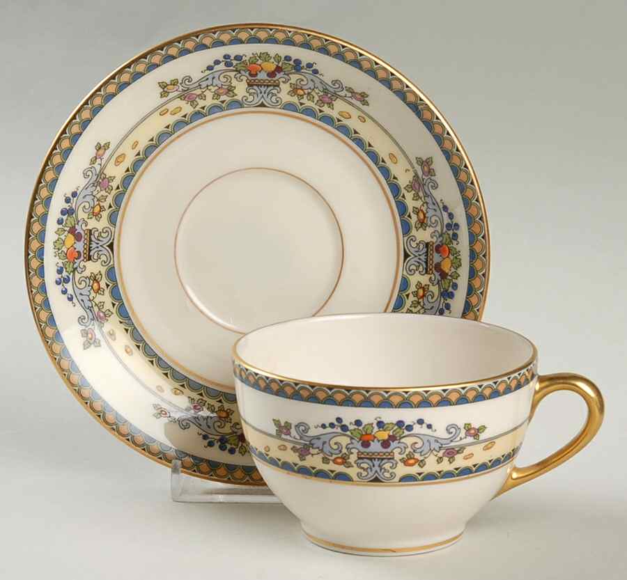Golden Gate (Gold Trim) Flat Cup & Saucer Set by Lenox-1
