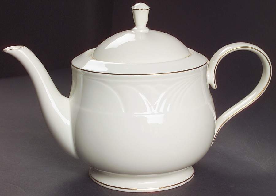 Golden Sand Dune Teapot & Lid by Lenox-1