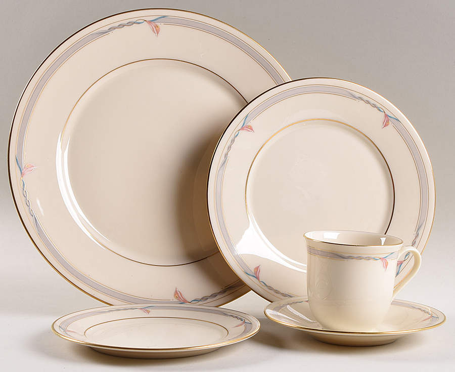 Gramercy 5 Piece Place Setting by Lenox-1