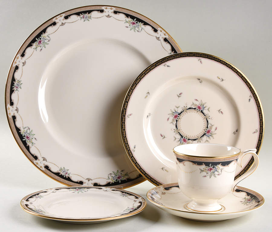 Hartwell House 40 Piece Estate Set by Lenox-1