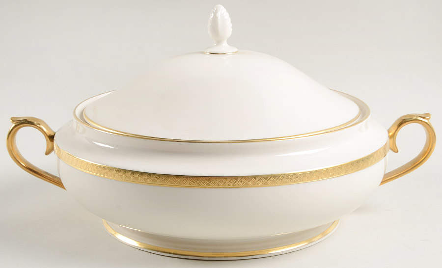 Haverford Hall Round Covered Vegetable by Lenox-1
