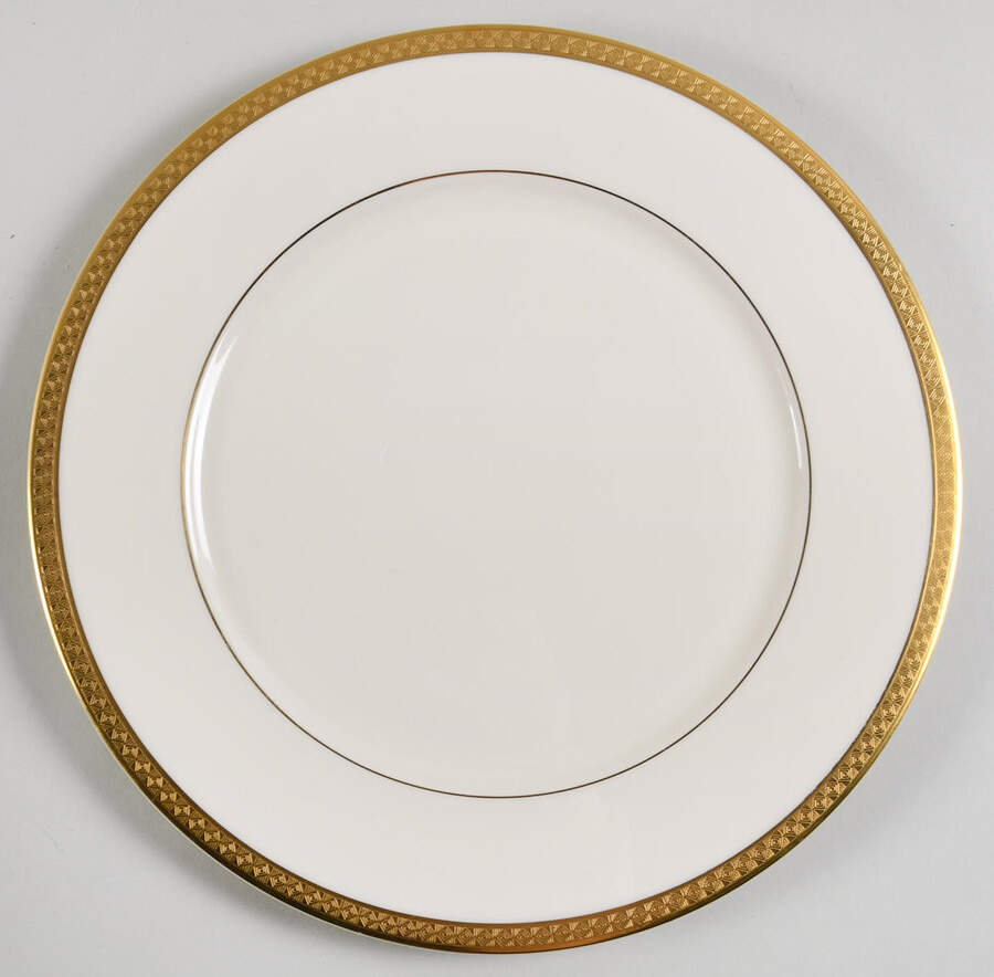 Haverford Hall Service Plate (Charger) by Lenox-1
