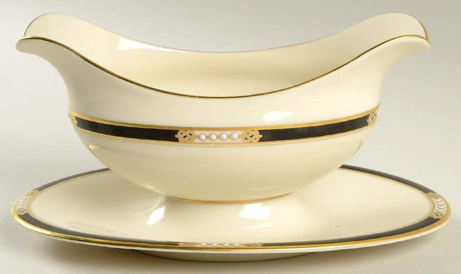 Hancock Gravy Boat with Attached Underplate by Lenox-1