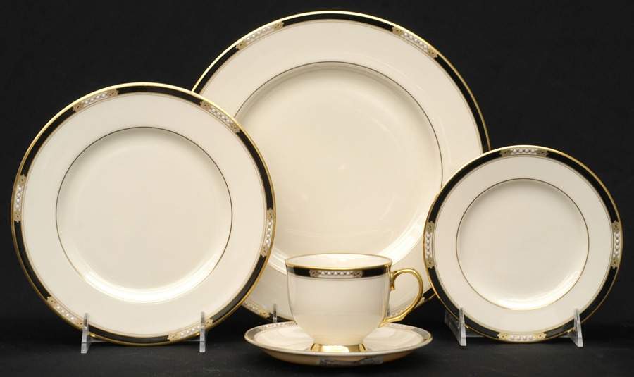Hancock 40 Piece Set by Lenox-1