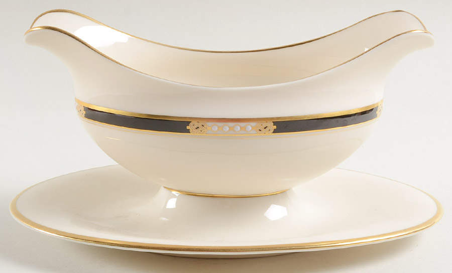 Hancock Gravy Boat with Attached Underplate by Lenox-1