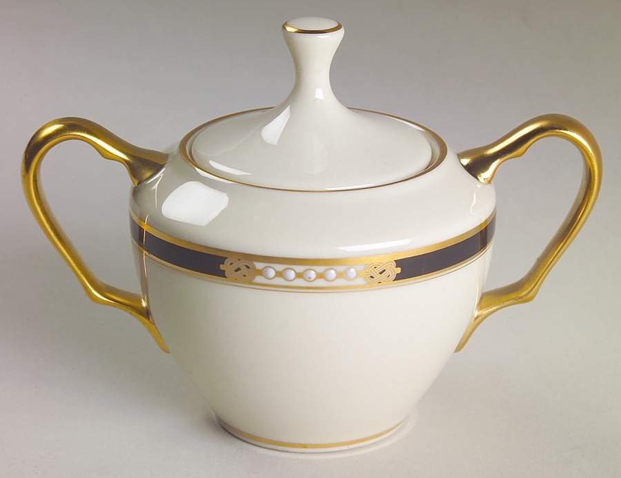 Hancock Sugar Bowl & Lid by Lenox-1