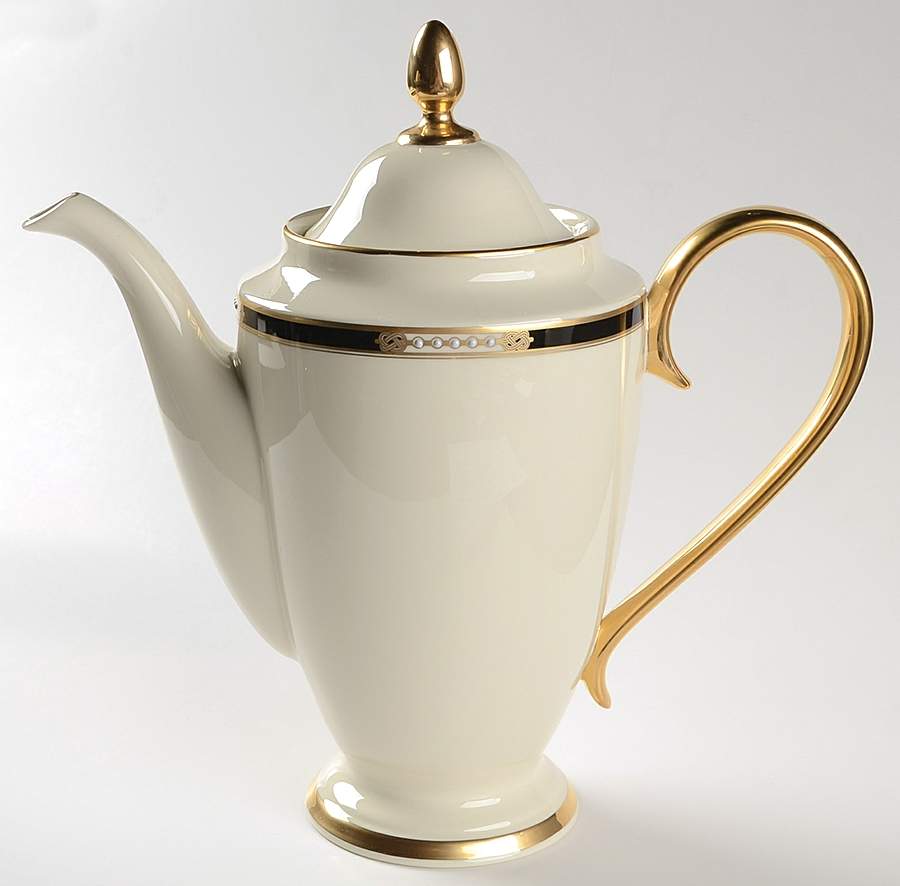 Hancock 1999 Shape Coffee Pot & Lid by Lenox-1