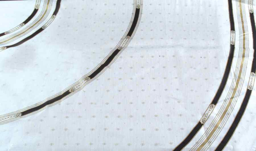 Hancock Round Tablecloth by Lenox-1