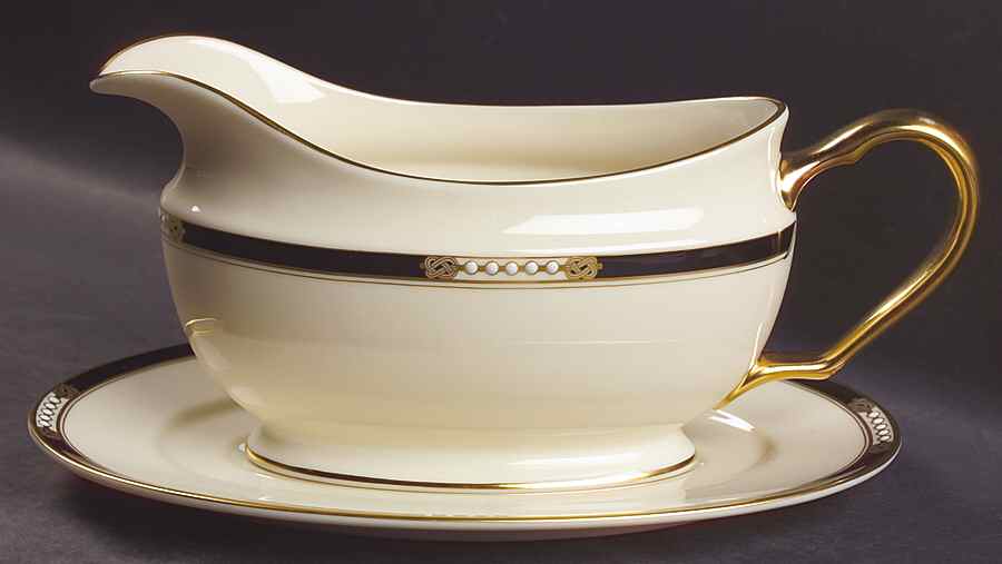 Hancock Gravy Boat & Underplate by Lenox-1