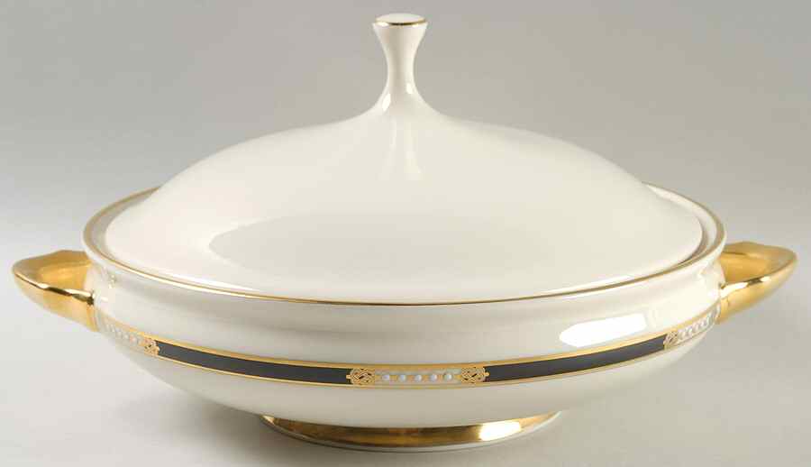 Hancock Round Covered Vegetable by Lenox-1