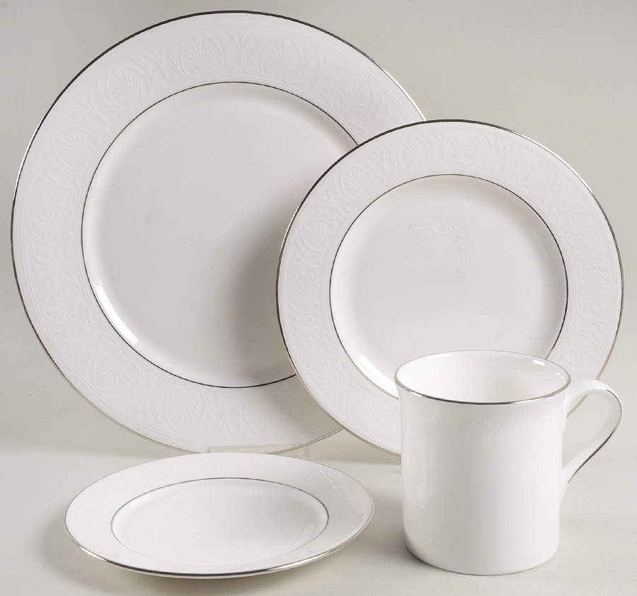 Hannah Platinum 4 Piece Place Setting by Lenox-1