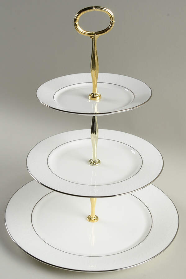 Hannah Platinum 13 7/8"-14 1/4" 3-Tiered Serving Tray(DP,SP,BB) HC by Lenox-1