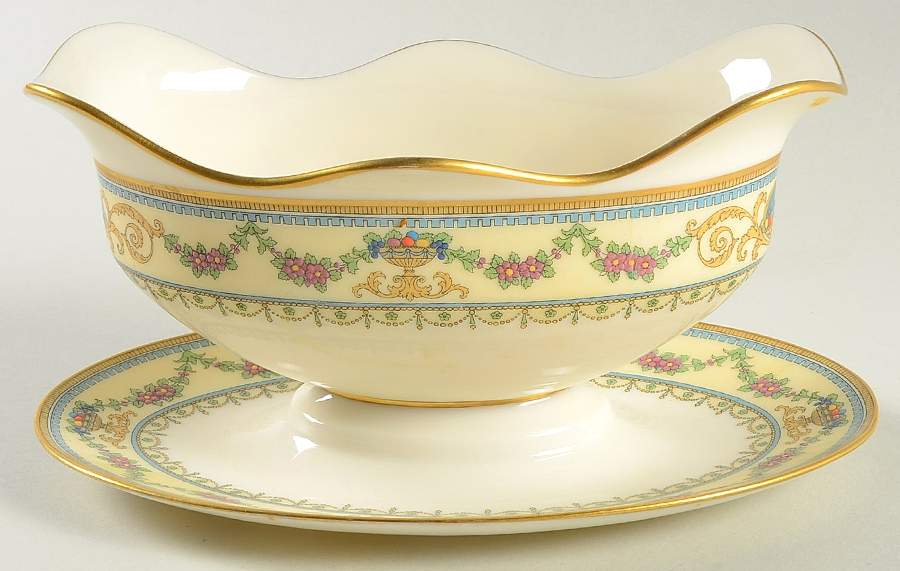Harwood Gravy Boat with Attached Underplate by Lenox-1