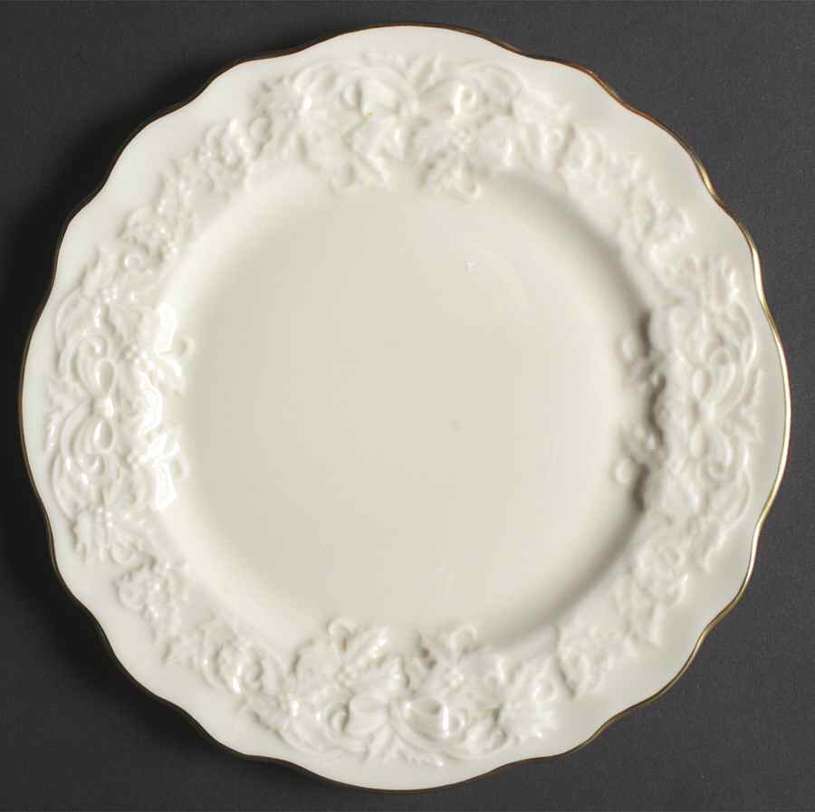 Holiday Hostess (Giftware) Luncheon Plate by Lenox-1