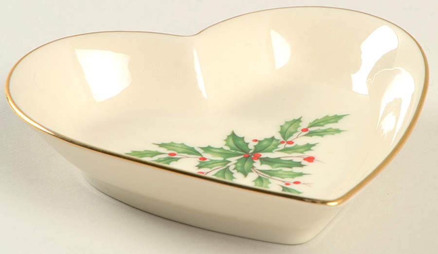 Holiday (Dimension) Jewelry Dish by Lenox-1