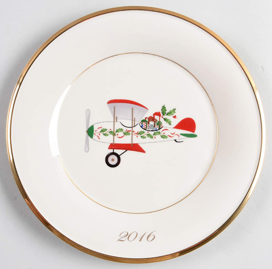 Holiday (Dimension) 2016 Annual Accent Luncheon Plate by Lenox-1
