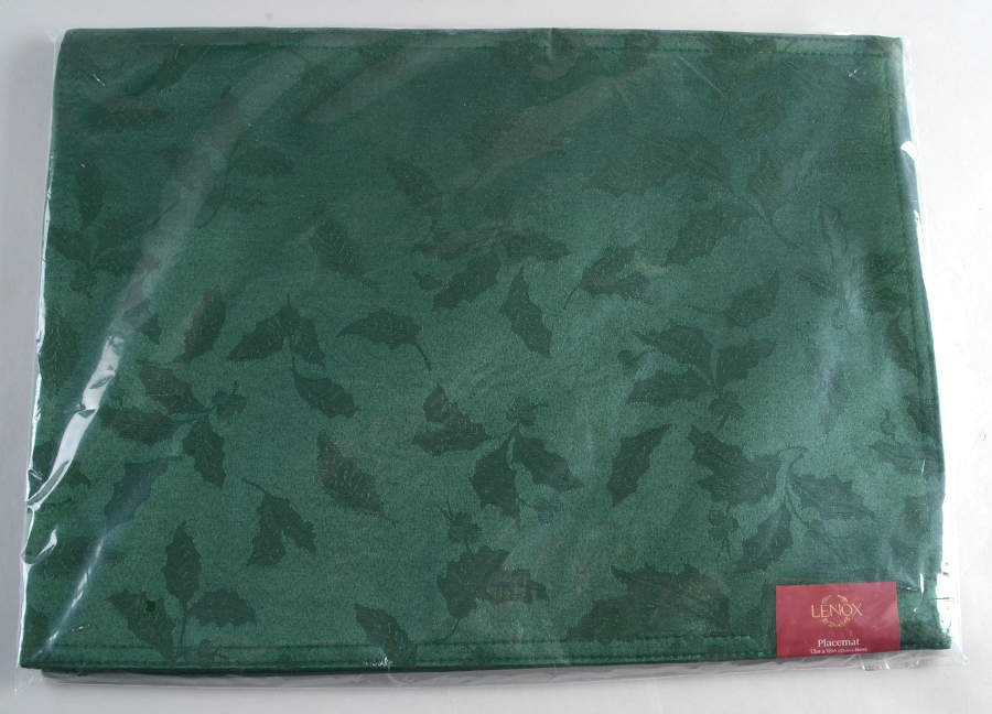 Holiday (Dimension) Cloth Placemat - Set of 4 by Lenox-1