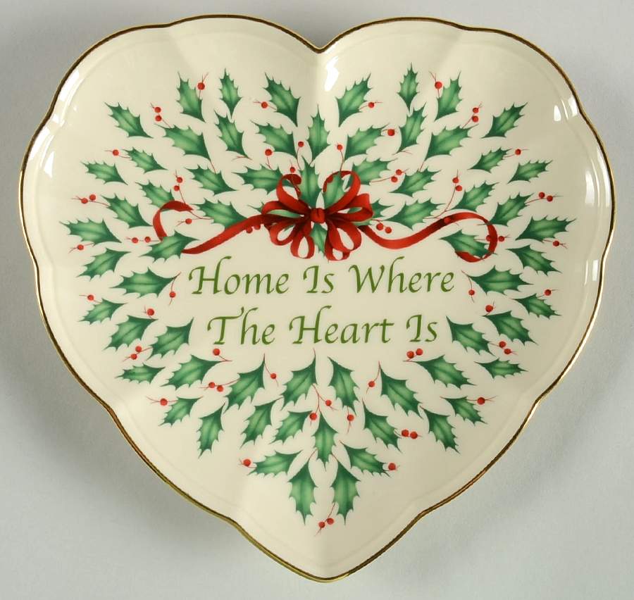 Holiday (Dimension) 9" Heart Plate by Lenox-1