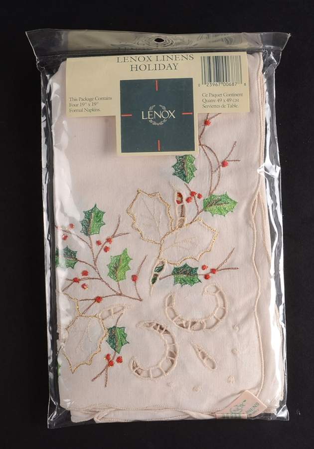 Holiday (Dimension) Cloth Napkin - Set of 4 by Lenox-1