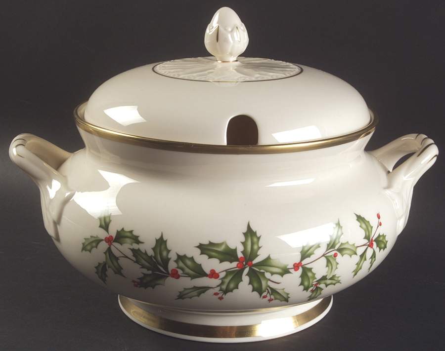 Holiday (Dimension) Tureen & Lid by Lenox-1