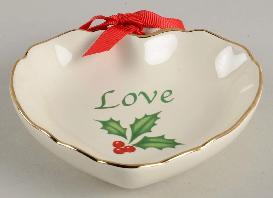 Holiday (Dimension) Heart Shaped Dish by Lenox-1