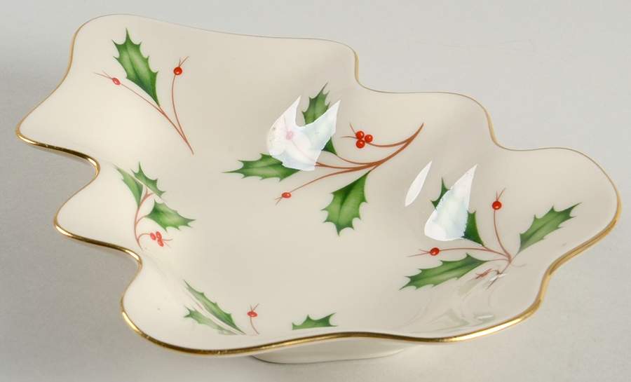 Holiday (Dimension) 1 Part Medium Tree Shaped Dish by Lenox-1