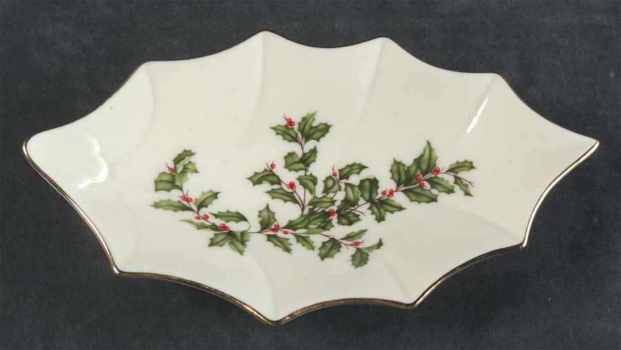 Holiday (Dimension) Leaf Shaped Dish by Lenox-1