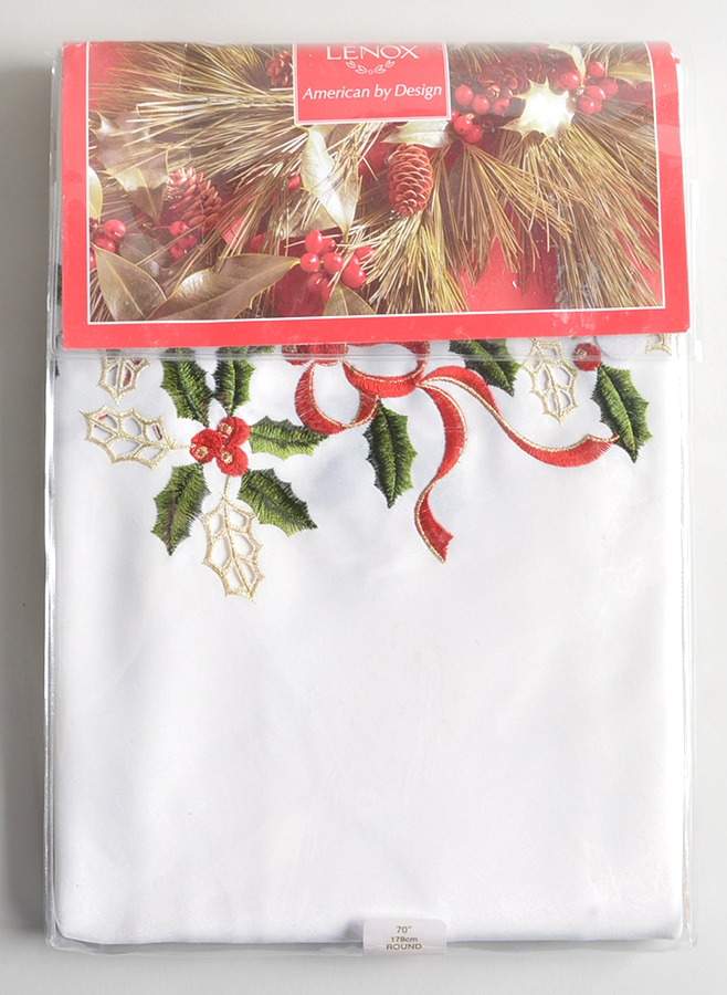 Holiday (Dimension) 70" Round Tablecloth by Lenox-1