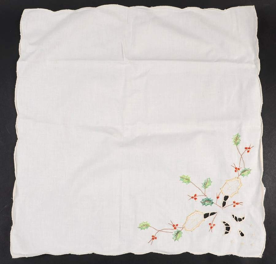 Holiday (Dimension) Cloth Napkin by Lenox-1