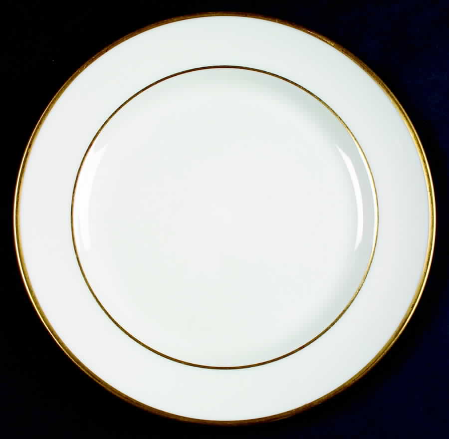 J34 Luncheon Plate by Lenox-1
