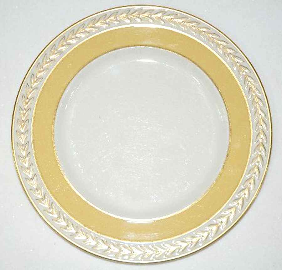 Fontaine Yellow (Embossed Gold Laurel) Dinner Plate by Lenox-1