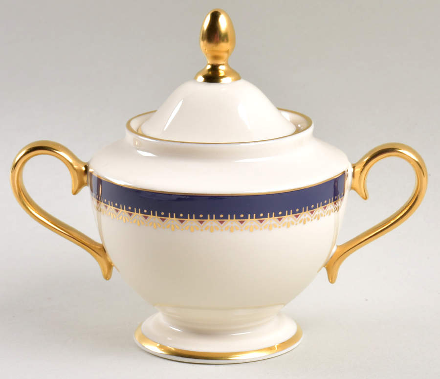 Jefferson 1999 Shape Sugar Bowl & Lid by Lenox-1
