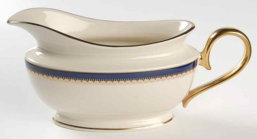 Jefferson 1999 Shape Gravy Boat by Lenox-1