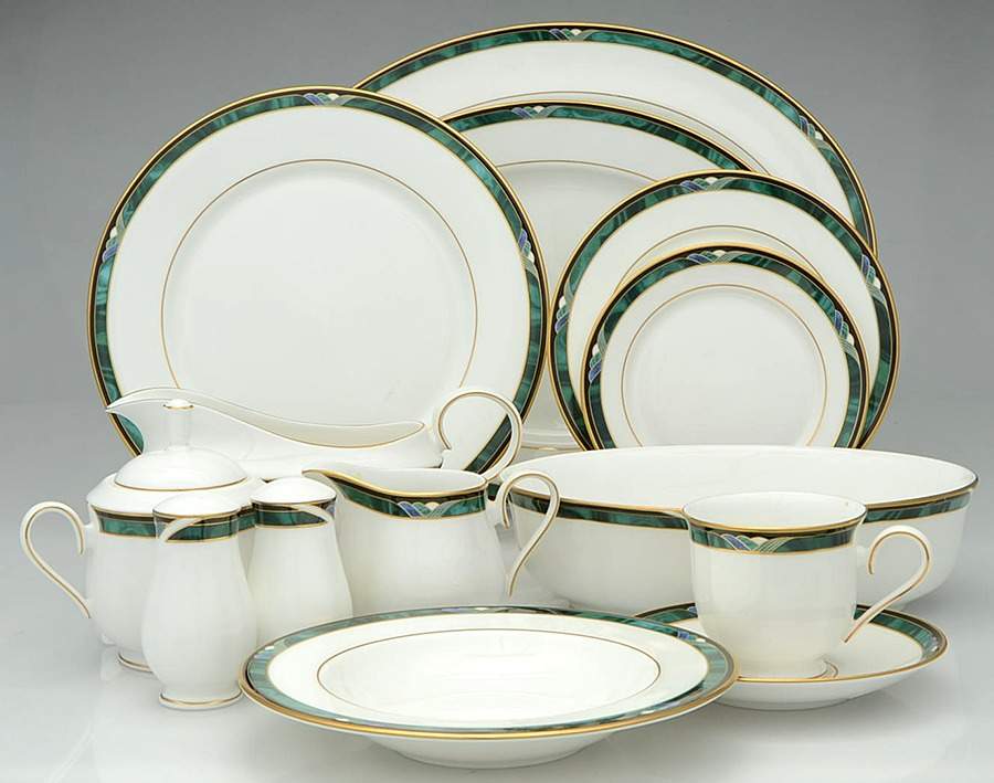 Kelly 58 Piece Estate Set by Lenox-1